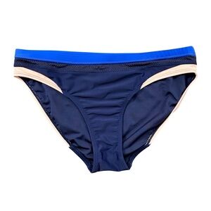 Athleta Tri-Ssential Bikini Swimsuit Bottom Medium